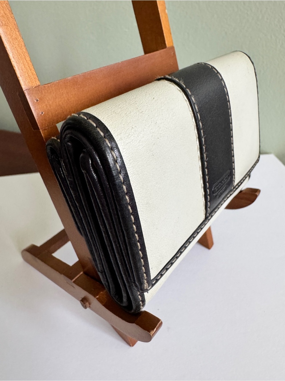Coach Trifold Wallet , vintage - Picture 9 of 9